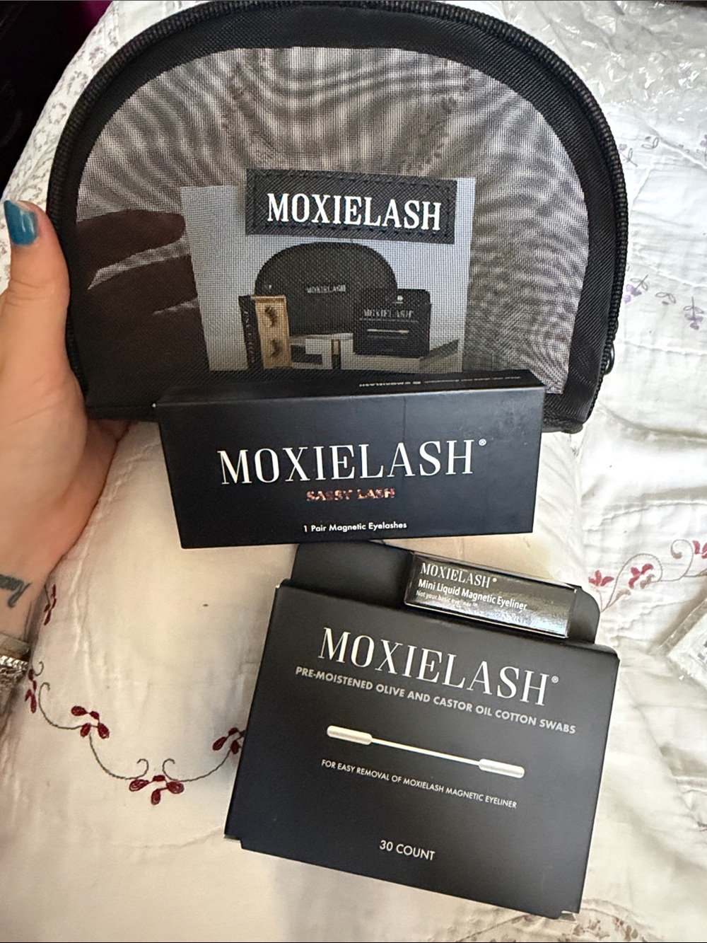 MoxieLash Magnetic Eyelash Kit in Black